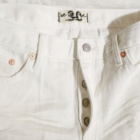 Free People short white jeans - Picture 5 of 8